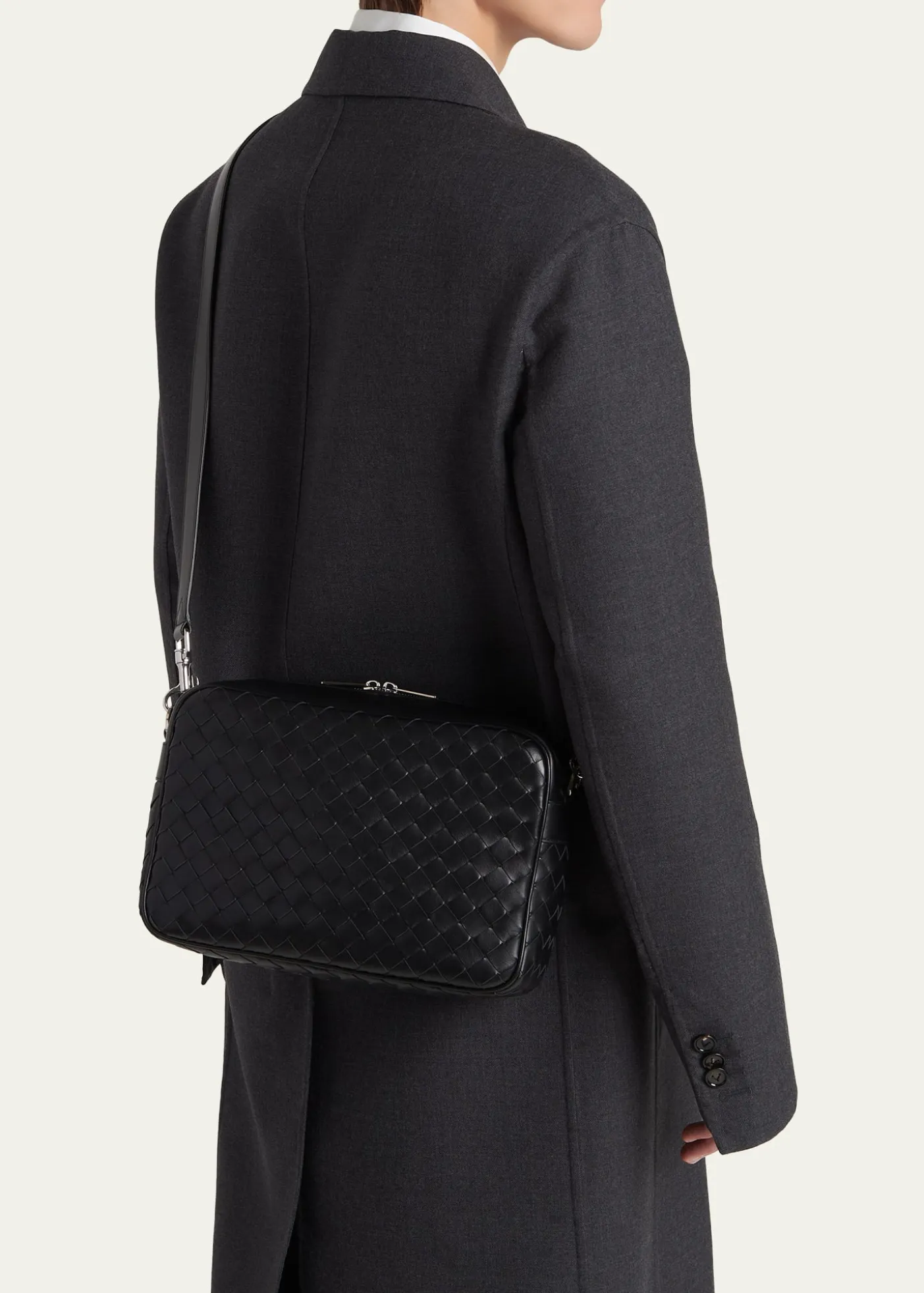 Bottega VenetaMen's Intrecciato Medium Crossbody Bag