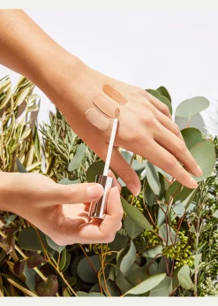 Macrene ActivesHigh Performance Concealer, Dark