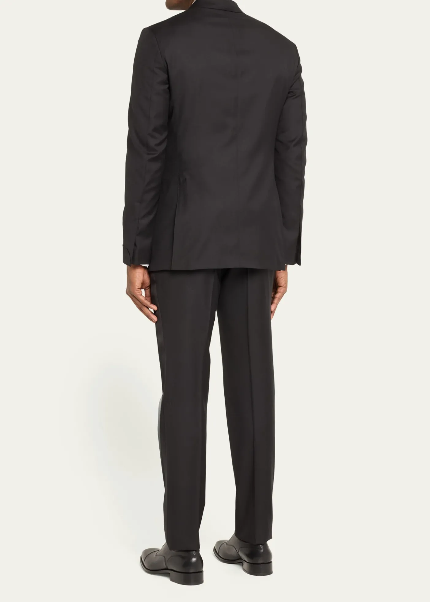 TOM FORDMen's Shelton Twill Peak Tuxedo