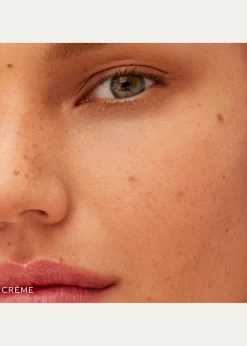 Westman AtelierVital Pressed Skincare Powder
